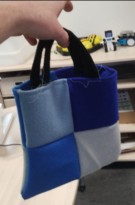Woensdag: Up-cycling Textiel groepen 3 t/m 5